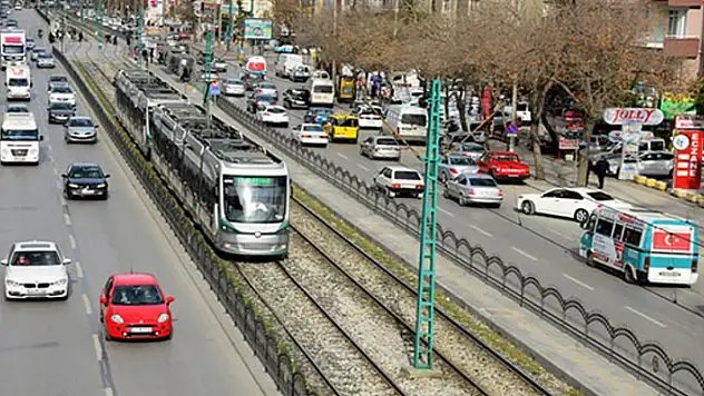 Konya'da trafiğe kayıtlı araç sayısı 868 bin 567'ye ulaştı