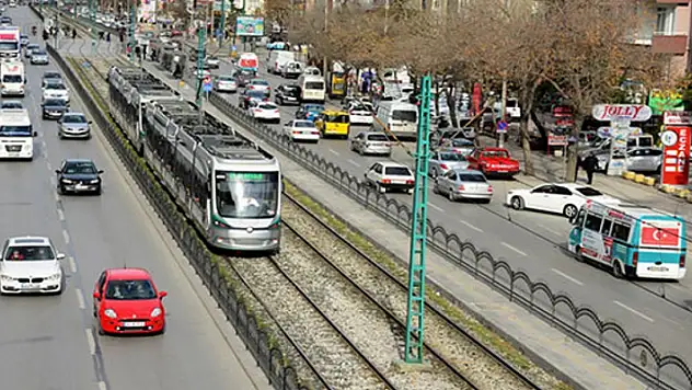 Konya'da trafiğe kayıtlı araç sayısı 898 bin 268'e ulaştı