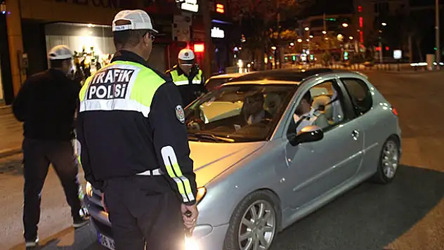 Konya'da trafik denetimleri aralıksız sürüyor