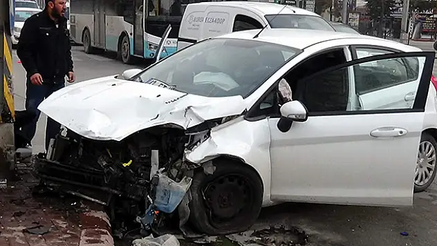 Konya'da trafik kazası:1 çocuk yaralandı