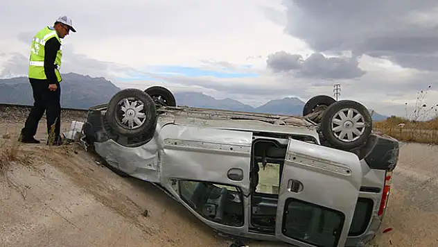 Konya'da trafik kazası : 2 yaralı