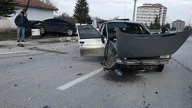 Konya'da trafik kazası : 3 yaralı