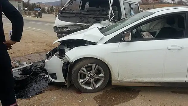 Konya'da trafik kazası: 6 yaralı