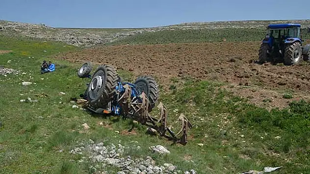 Konya'da traktör devrildi: 1 ölü