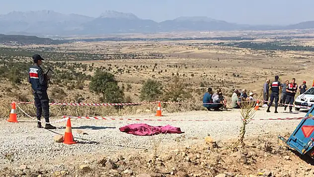 Konya'da traktör devrildi: 1 ölü