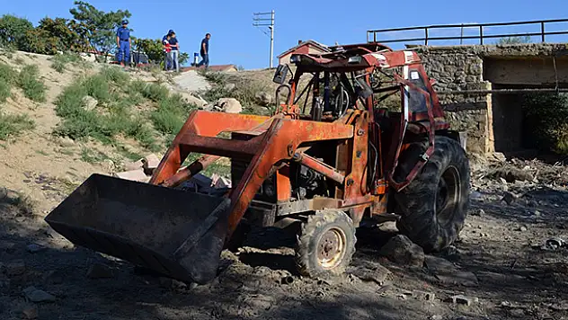 Konya'da traktör devrildi: 2 ölü