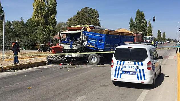 Konya'da traktör ile kamyon çarpıştı: 1 ölü