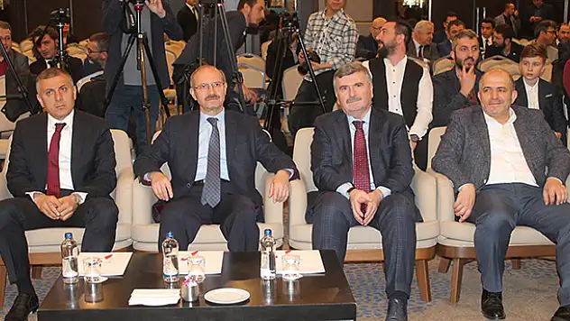 Konya'da, 'Türkiye Türkiye'den Büyüktür' filminin gösterimi yapıldı