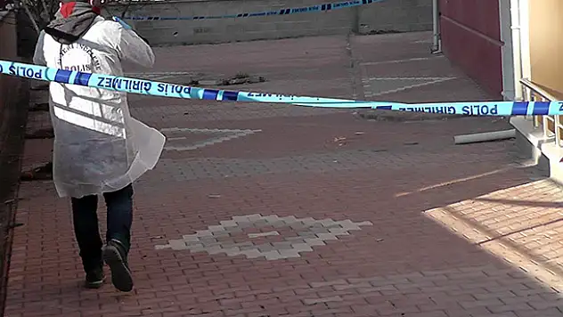 Konya'da üçüncü kattan atlayan kadın ağır yaralandı