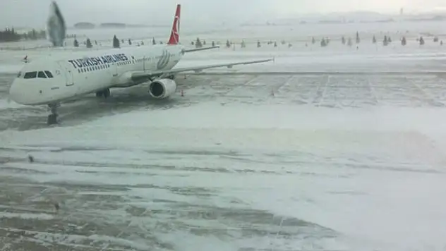 Konya'da uçuşlar iptal