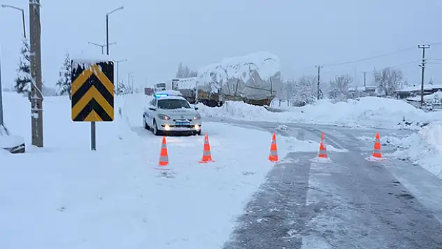 Konya'da ulaşıma kar engeli