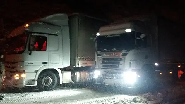 Konya'da ulaşıma kar engeli