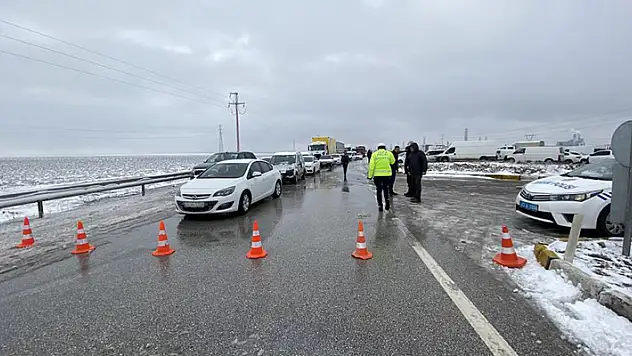 Konya'da ulaşıma kar engeli

