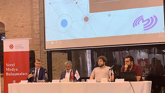 Konya'da ulusal ve yerel medya temsilcilerine 'çok kanallı yayıncılık' sistemi anlatıldı
