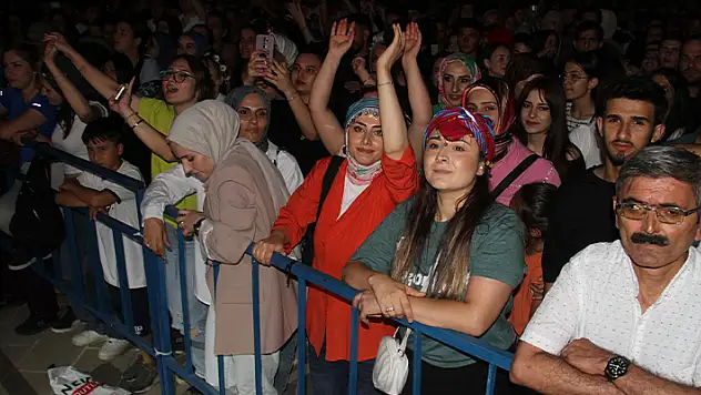 Konya'da Uluslararası Beyşehir Gölü Festivali başladı
