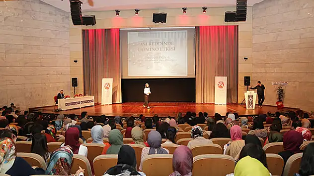 Konya'da, uluslararası tıp öğrenci kongresi başladı
