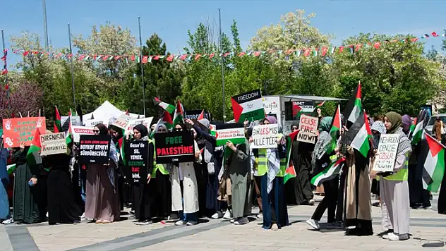 Konya'da üniversite öğrencileri Gazze'ye destek için çadır nöbeti başlattı
