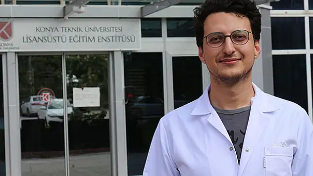 Konya'da üniversite öğrencileri sisten su elde etmek için 'sentetik nano malzeme' üretti