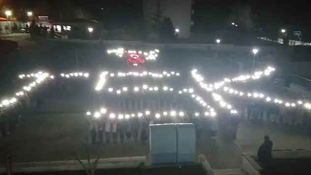 Konya'da üniversite öğrencilerinden Bahar Kalkanı Harekatı'na destek