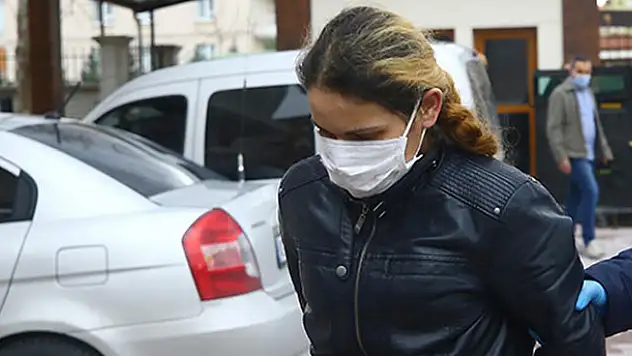 Konya'da üvey oğlunu döverek öldüren Suriyeli kadın yargılanıyor