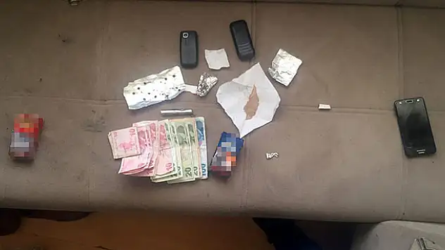 Konya'da uyuşturucu baskını! 6 gözaltı...