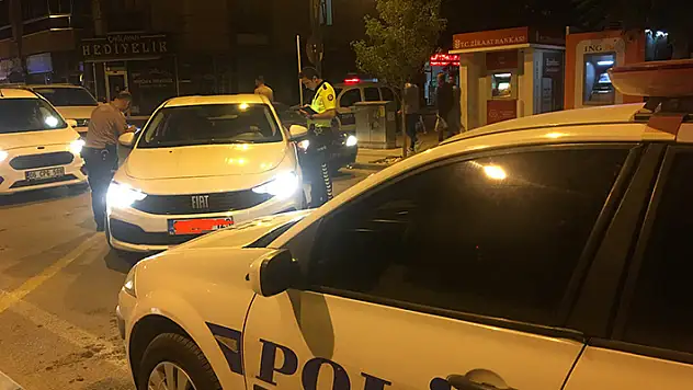 Konya'da uyuşturucu bulunan otomobilin şoförü gözaltına alındı
