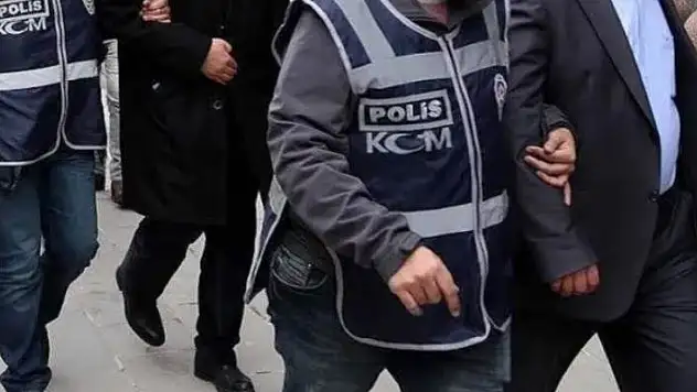 Konya'da uyuşturucu operasyonlarında 3 şüpheli tutuklandı