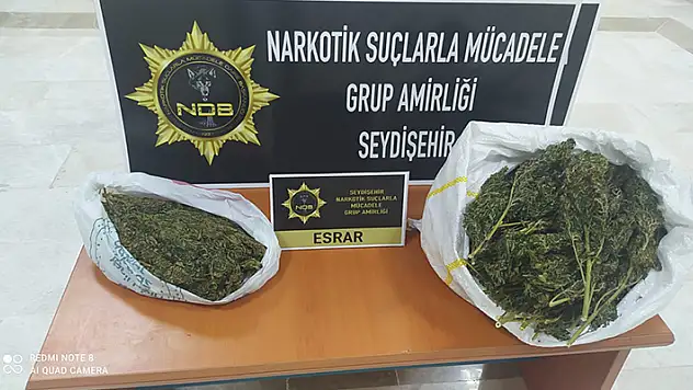 Konya'da uyuşturucu operasyonlarında yakalanan 37 zanlıdan 11'i tutuklandı
