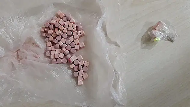 Konya'da uyuşturucu operasyonu! 2 gözaltı
