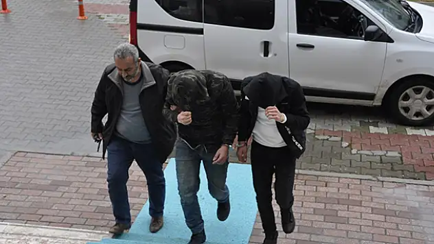 Konya'da uyuşturucu operasyonu: 3 gözaltı