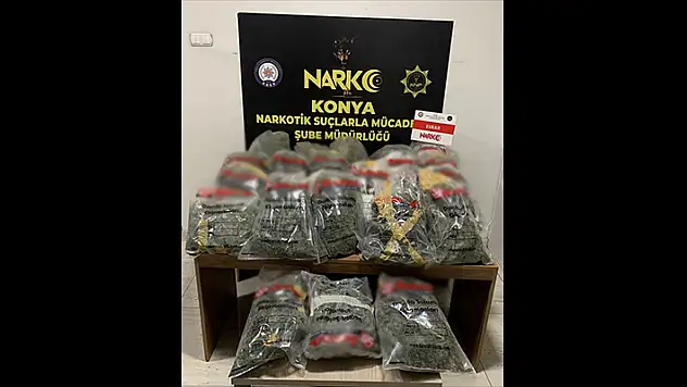 Konya'da uyuşturucu operasyonunda 23 kilogram esrar ele geçirildi
