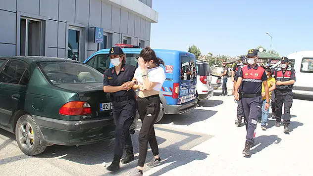 Konya'da uyuşturucu operasyonunda 4 şüpheli gözaltına alındı
