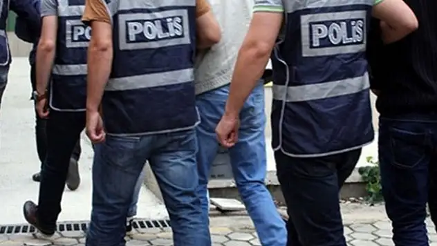 Konya'da uyuşturucu operasyonunda yakalanan 4 şüpheliden 2'si tutuklandı