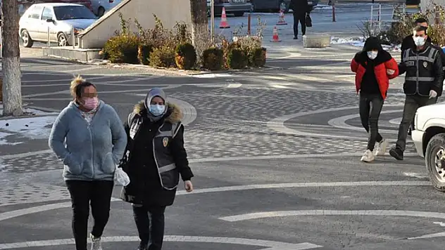 Konya'da uyuşturucu satıcılığı yapan 3 kişi tutuklandı
