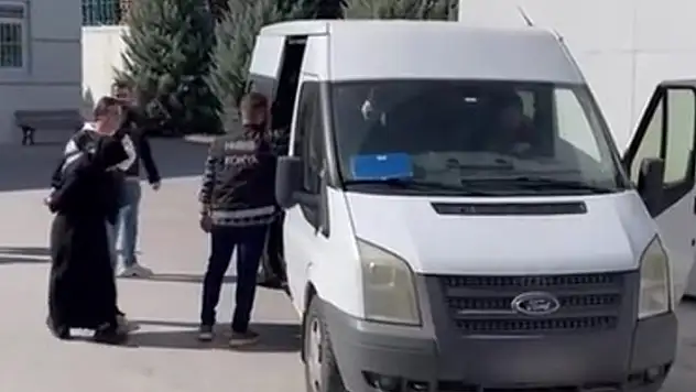 Konya'da uyuşturucu tacirlerine operasyon: 9 gözaltı
