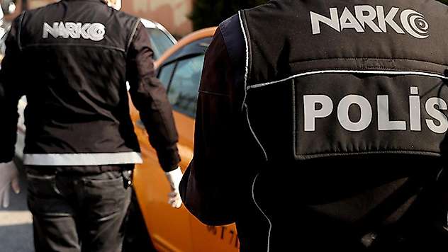 Konya'da uyuşturucuya geçit yok! 9 kilo metamfetamin ele geçirildi