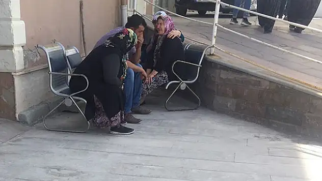 Konya'da üzerine kaynar süt dökülen ikizlerden biri hayatını kaybetti