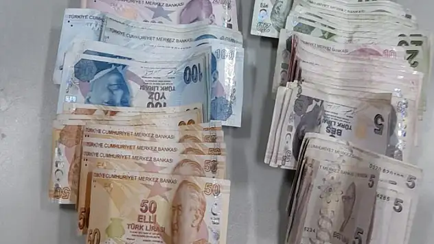 Konya'da vatandaşın yıllarca biriktirdiği altın ve paraları çalan hırsız polisten kaçamadı
