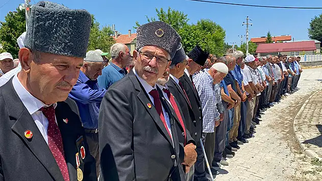 Konya'da vefat eden Kıbrıs gazisi son yolculuğuna uğurlandı
