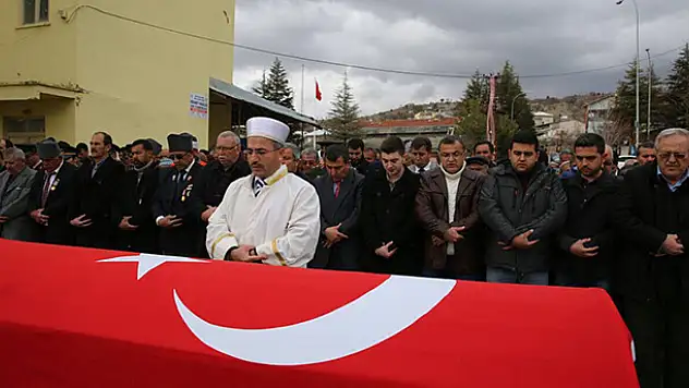 Konya'da vefat eden Kore Gazisi toprağa verildi