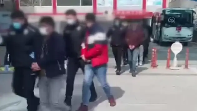 Konya'da vergi kaçakçılığı operasyonunda 11 hükümlü yakalandı
