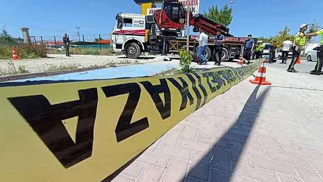 Konya'da vincin çarptığı motosiklet sürücüsü genç hayatını kaybetti
