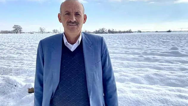 Konya'da yağan kar, çiftçiyi umutlandırdı
