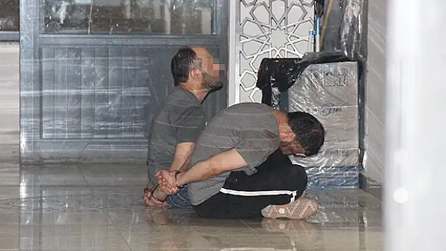Konya'da yakalanan darbeci albayar nöbetçi hakime sevk edildi