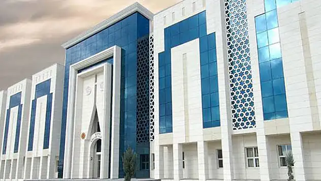 Konya'da yargılanan FETÖ sanığı eski polise hapis cezası