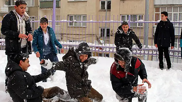 Konya'da yarın okullar tatil mi? - 9 Ocak Pazartesi Konya'da eğitime kar tatili!