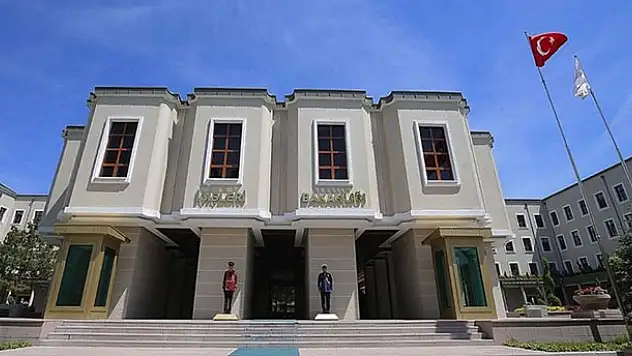 Konya'da yasak boyunca  nöbetçi akaryakıt istasyonları ve lastik tamircileri açık olacak