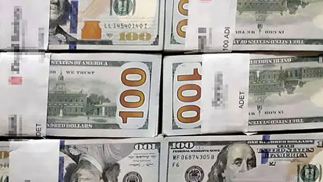 Konya'da yaşandı! 60 bin doları çöpe attı, saatlerce parasını aradı