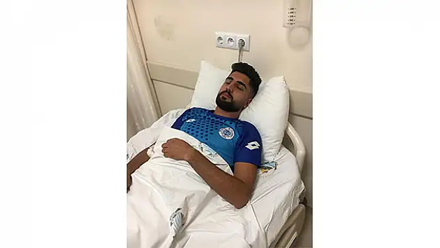 Konya'da yaşandı! Maçta dili boğazına kaçan futbolcu ölümden döndü