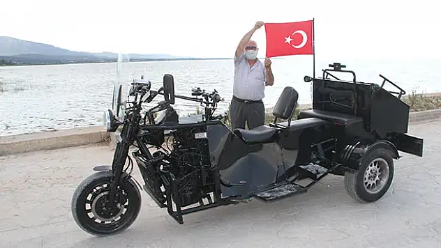 Konya'da yaşayan Abdullah amcanın üç tekerli 'motor limuzini' ilgi çekiyor